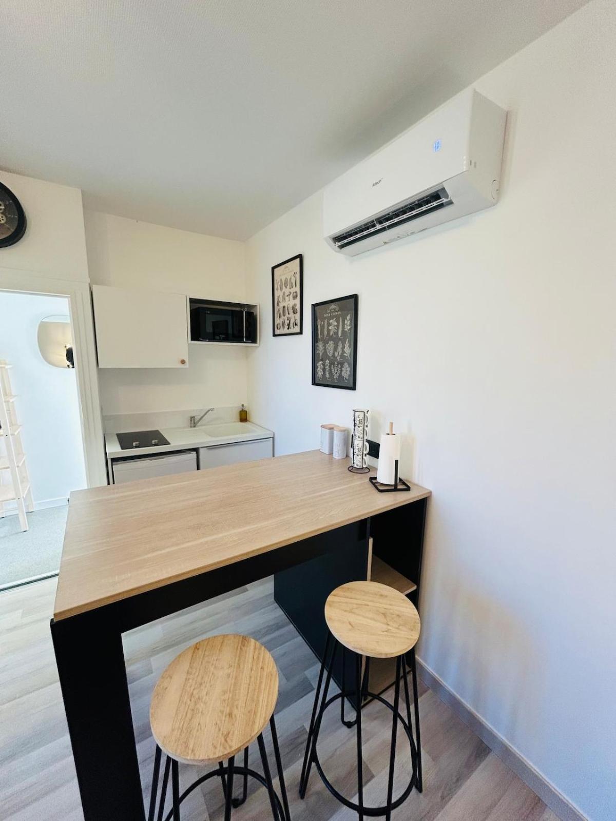 Appartement Charmant Proche Gare トゥール エクステリア 写真