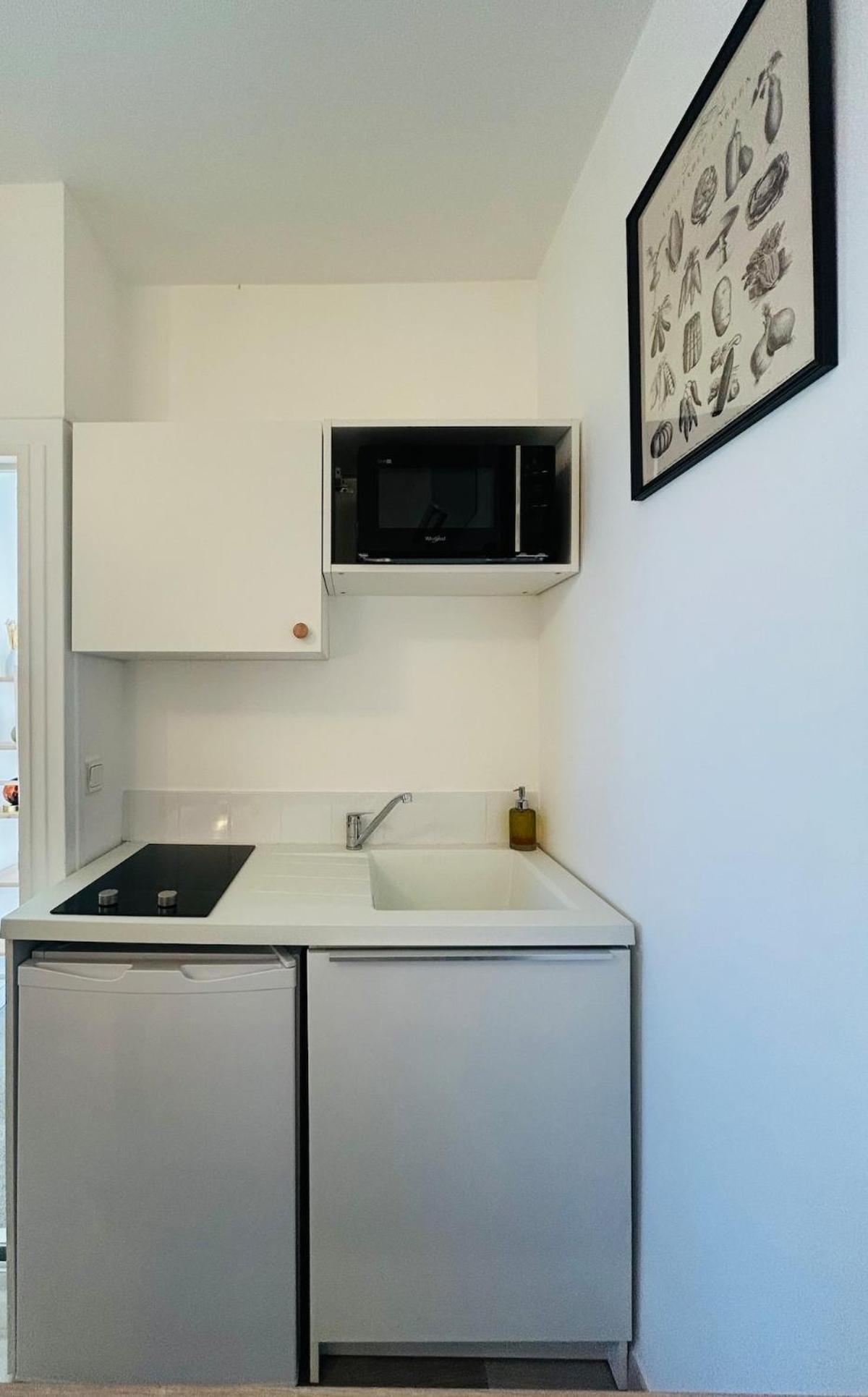 Appartement Charmant Proche Gare トゥール エクステリア 写真